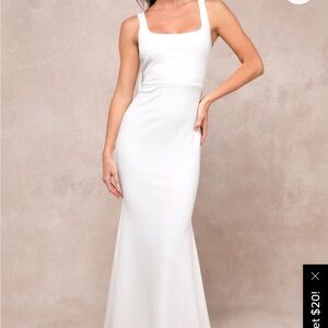 Elegant White Sleeveless Wedding Dress